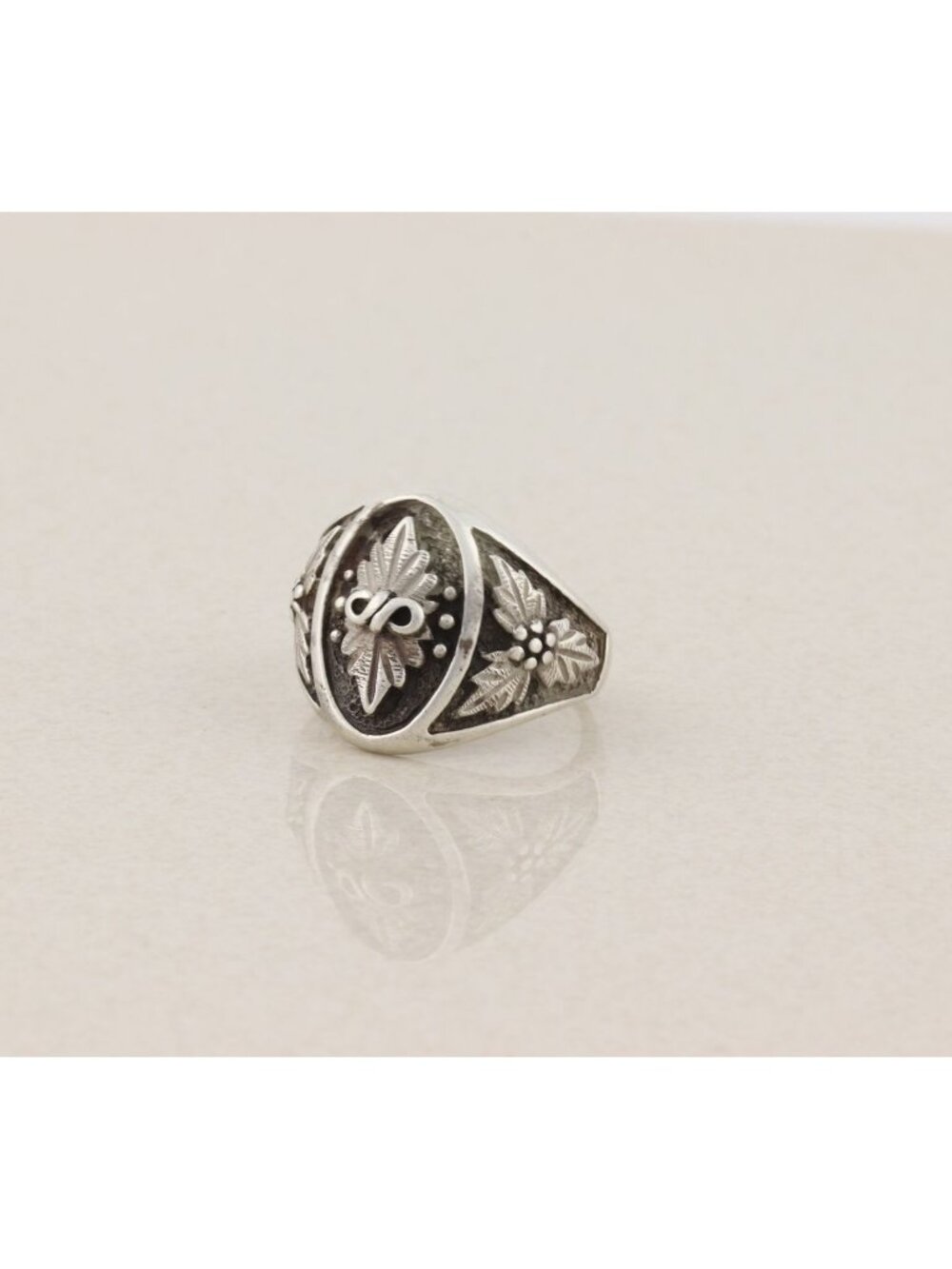 Men's Sterling Silver Black Hills Ring Size 9 1/2 - Picture 5 of 6